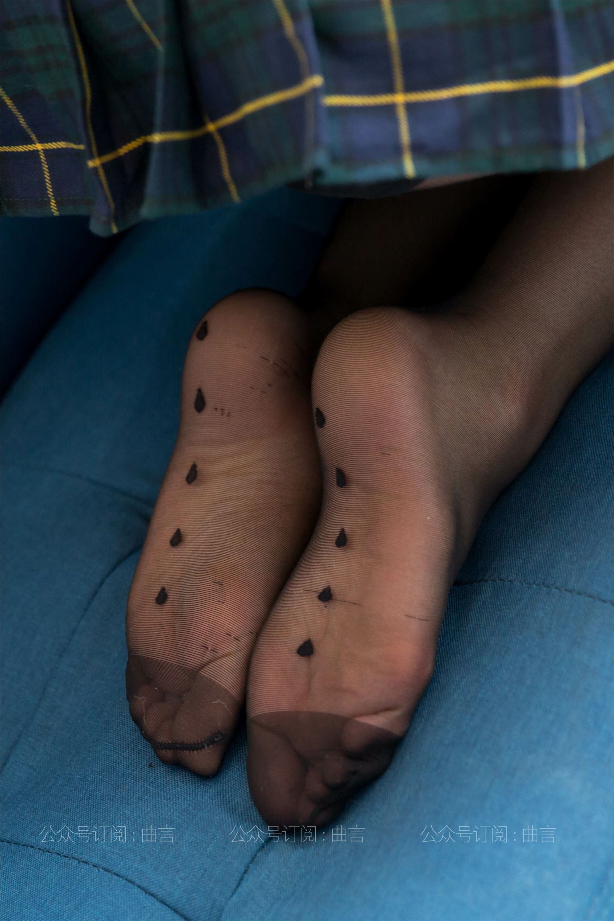 IESS异思趣向 - 模特：秋秋《可爱脸蛋魔鬼身材》